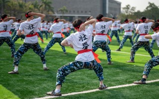 【原声现场】金沙2004线路检测2022级学生军训——壮拳表演